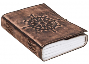 Altbraunes ledergebundenes Buch mit Kompass-Motiv Altbraunes ledergebundenes Buch mit Kompass-Motiv
