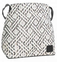 Büffelleder Handtasche mit extravagantem Stoffmuster Büffelleder Handtasche mit extravagantem Stoffmuster