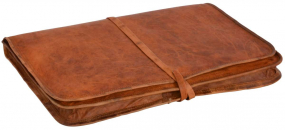 Braune Laptophülle aus... Braune Laptophülle aus Ziegenleder