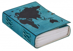 Notizbuch mit Ledereinband und blauem Weltkarten-Motiv Notizbuch mit Ledereinband und blauem Weltkarten-Motiv